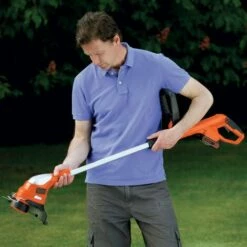 BLACK & DECKER Coupe-bordures Sans Fil - 23 Cm - 18 V - 2 Ah - 1 Batterie BLACK+DECKER GLC1823L20-QW -FAVEX Soldes Boutique 13949970 5